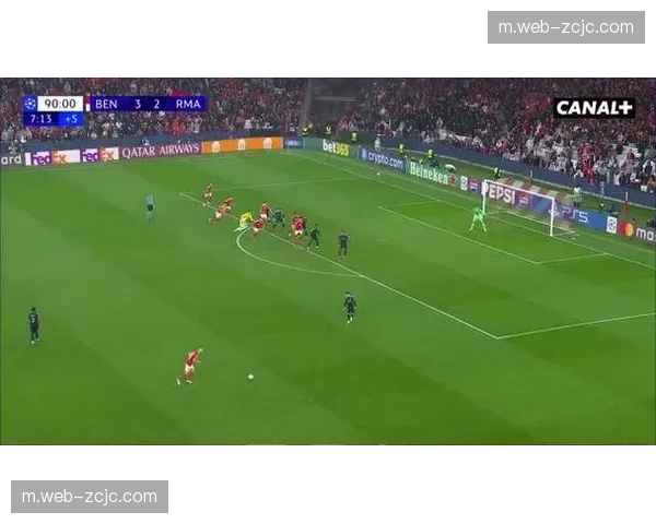 本菲卡门将特鲁宾补时绝杀成经典 定位球成重要得分手段